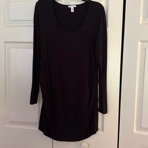 Black maternity tunic.